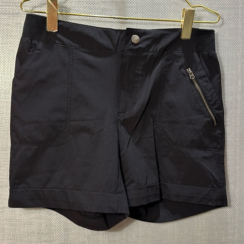 Rustic Ridge Women's Black Hiking Stretch Waist Back Band Shorts Size Medium